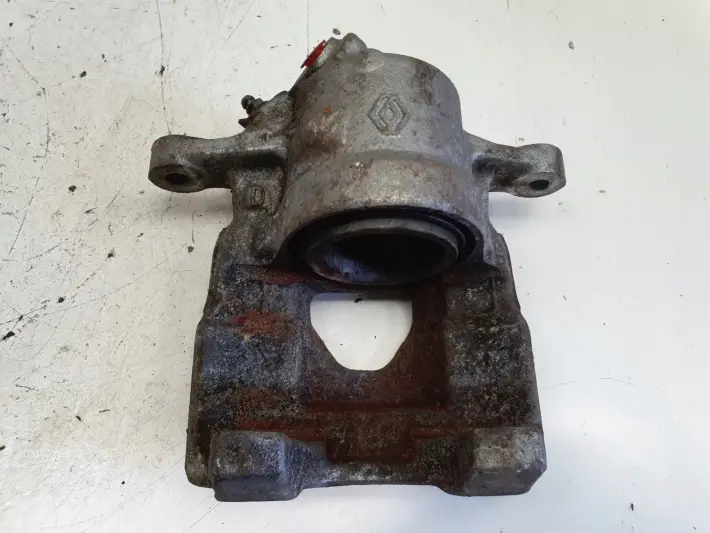 Nissan Micra K14 PRZEDNI ZACISK HAMULCOWY lewy przód kierowcy