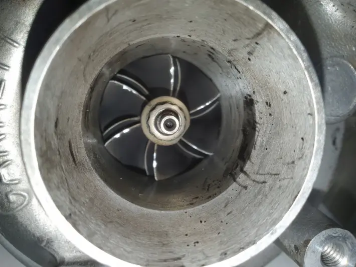 Audi 80 B4 1.9 TDI TURBOSPRĘŻARKA turbo 028145701T