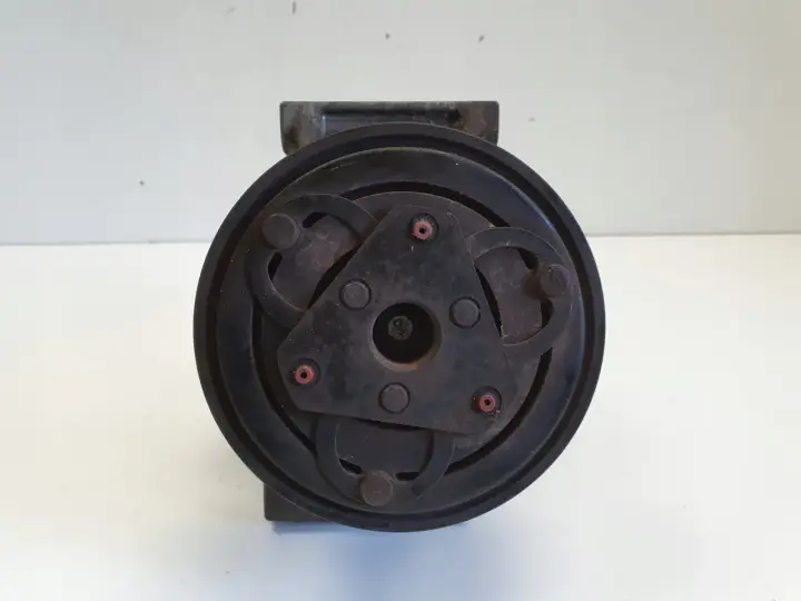 Dacia Duster I 1.2 TCe SPRĘŻARKA KLIMATYZACJI pompa 926008367R