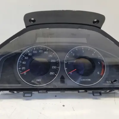 Volvo S80 II V70 III XC70 II LICZNIK ZEGARY Europa diesel 31270899AA