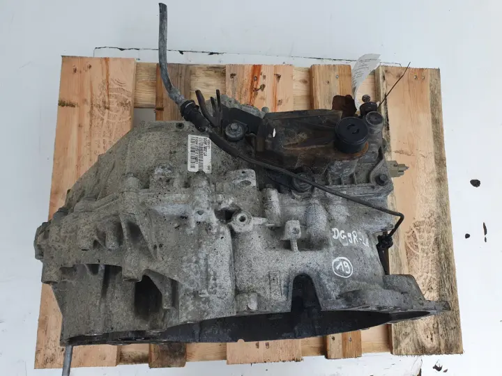 Volvo S60 II V60 2.0 D3 SKRZYNIA BIEGÓW manualna DG9R-7002-LA 1285121
