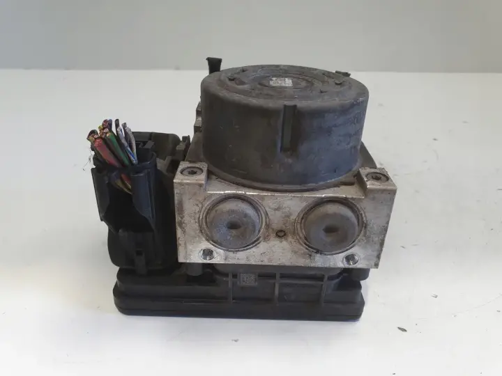 Ford Fiesta MK7 1.4 TDCI POMPA ABS hamulcowa D1B1-2C405-AD