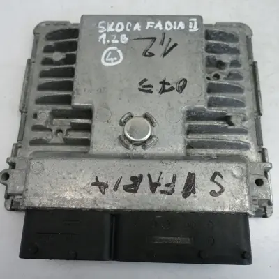 Skoda Fabia II 1.2 KOMPUTER SILNIKA 03F906070HP