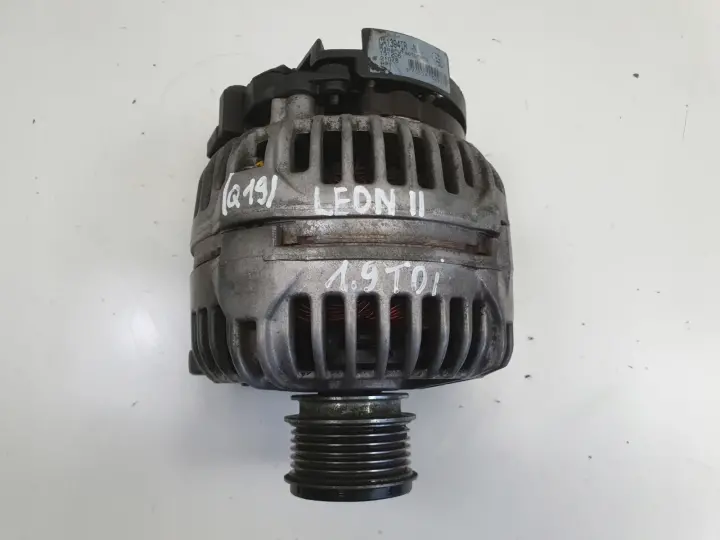 Seat Leon II 1.9 TDI ALTERNATOR Bosch