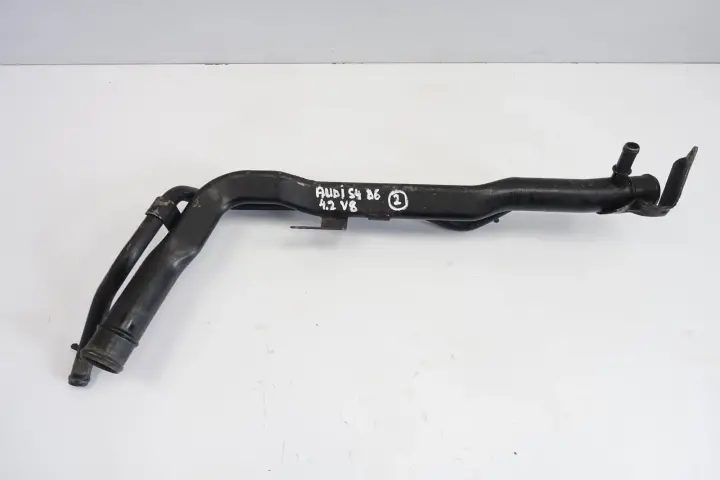 Audi S4 B6 4.2 V8 RURKA wody MAGISTRALA przewód