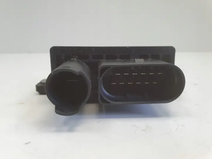 BMW E87 E90 2.0 D PRZEKAŹNIK ŚWIEC ŻAROWYCH 779800003