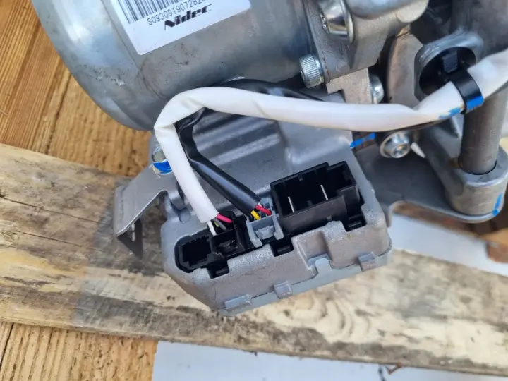 Renault Kadjar KOLUMNA KIEROWNICZA Elektryczna pompa wspomagania 488100465R