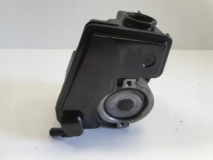 Peugeot 206 1.4 8V POMPA WSPOMAGANIA