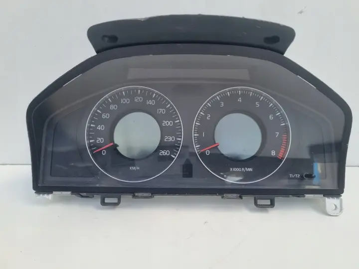 Volvo S80 II V70 III XC70 II LICZNIK ZEGARY Europa benzyna 31254534AA