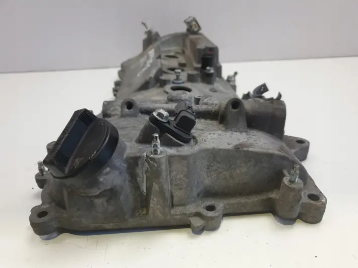 Lexus IS250 IS 250 2.5 V6 POKRYWA ZAWORÓW