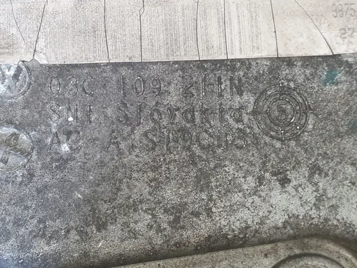 VW Golf V 1.4 TSI OBUDOWA ROZRZĄDU pokrywa 03C103464B