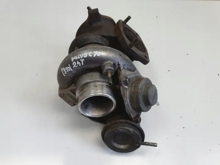 Volvo S60 V70 C70 2.4 T TURBOSPRĘŻARKA turbo 8658098