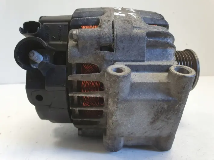 Peugeot 207 1.6 1.4 VTI ALTERNATOR V757651380 valeo 2605106A TG12C059