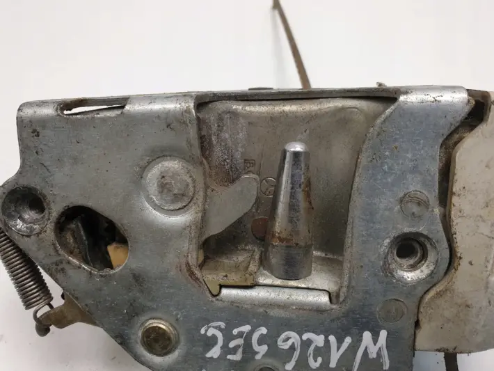 Mercedes C126 W126 COUPE SEC ZAMEK DRZWI LEWY