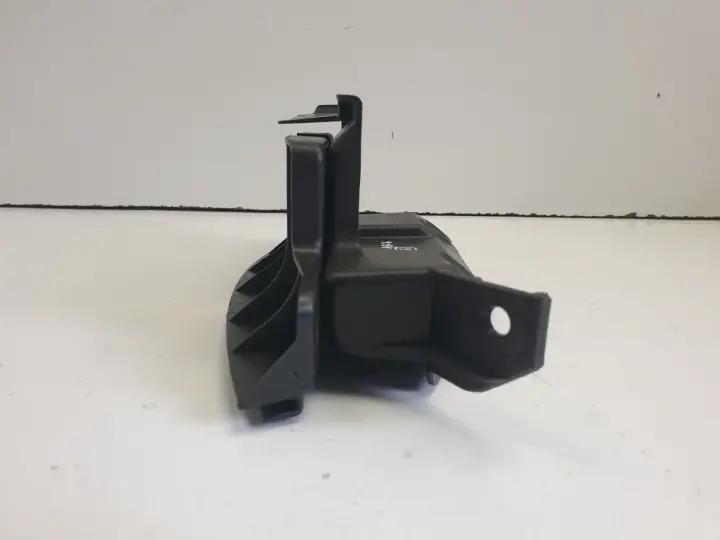 Audi A6 C6 sedan ŚLIZG ZDERZAKA prawy tył Pasażera