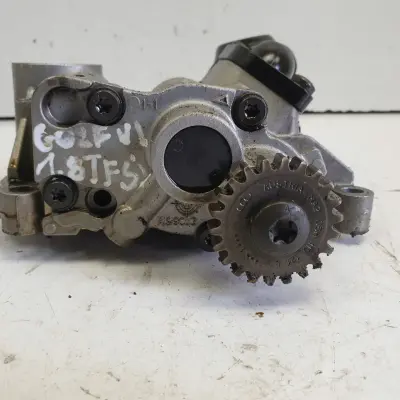 VW Golf VI 1.8 TSI POMPA OLEJU 06H115105 olejowa