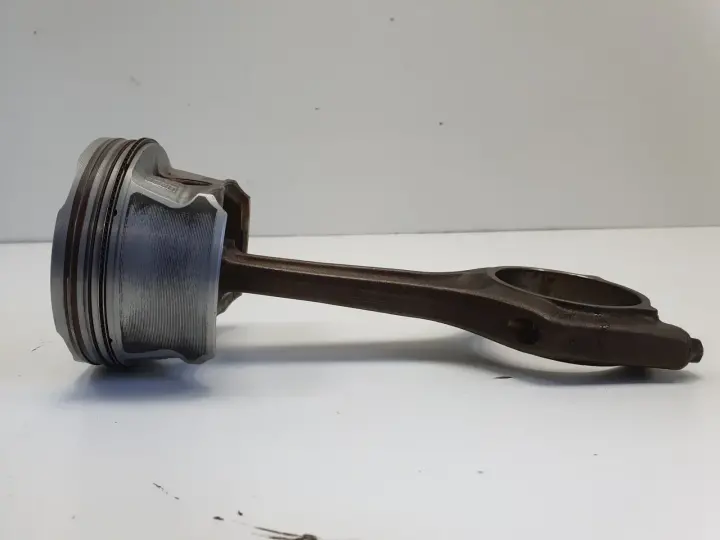 BMW E46 E90 E87 2.0 i TŁOK KORBOWÓD N46B20 N46B20B