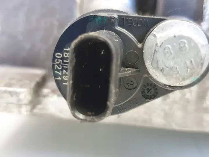 e8ae50d4b035e480e081e4b83120f2a2