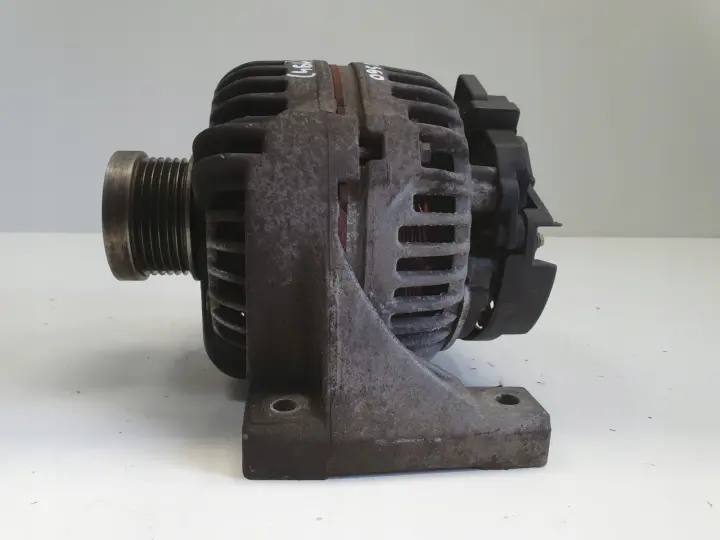 Volvo S60 V70 2.4 D5 ALTERNATOR 8676498 bosch