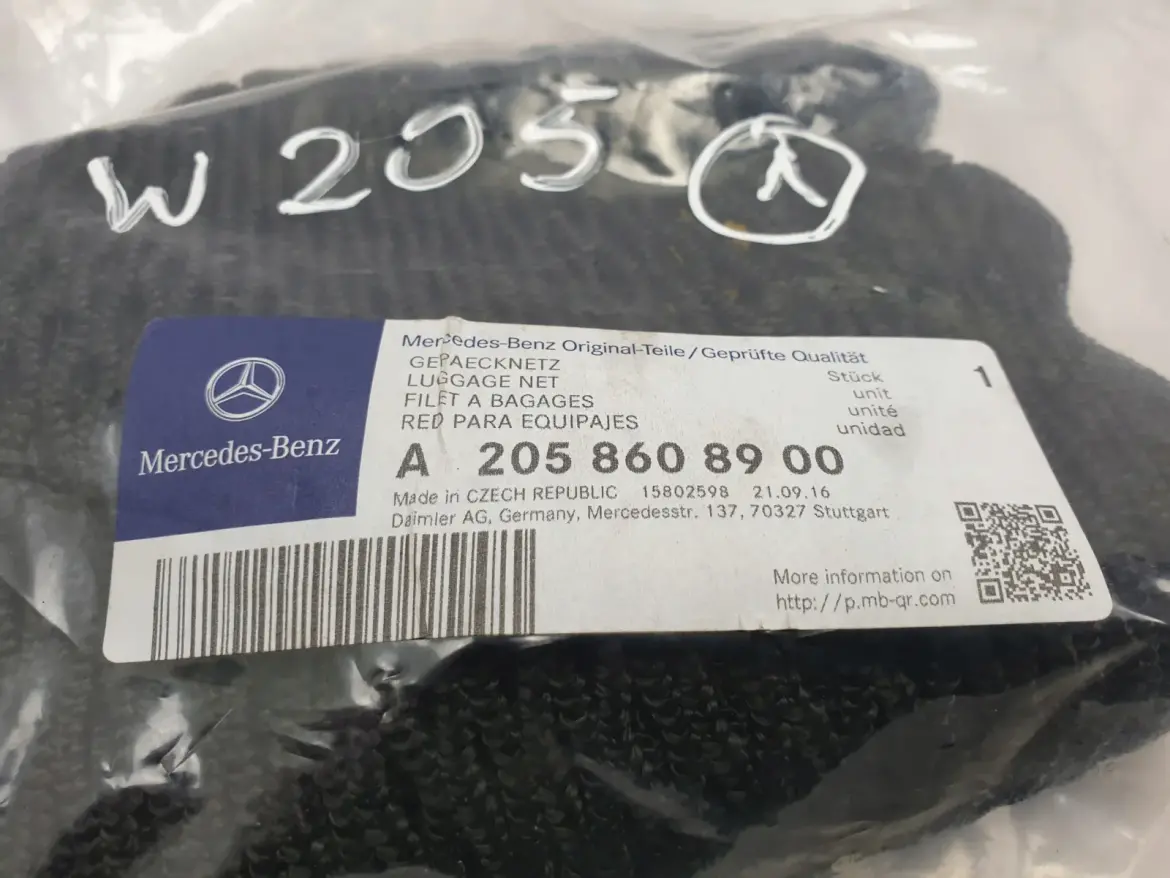 Mercedes A205 W205 SIATKA BAGAŻNIKA A2058608900