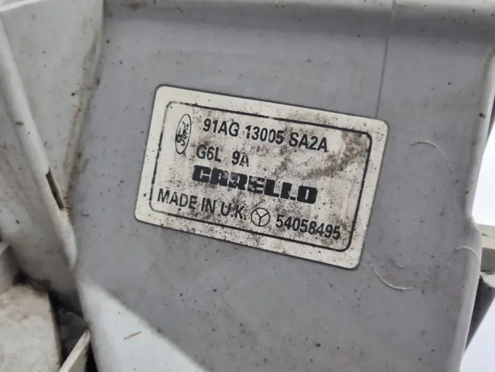 Ford Escort V MK5 Orion PRZEDNIA LAMPA PRAWA prawy przód 91AG13005SA2A