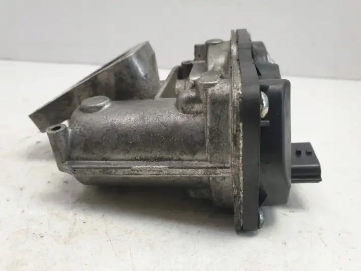 Nissan Qashqai 1.5 DCi ZAWÓR EGR H8201143495