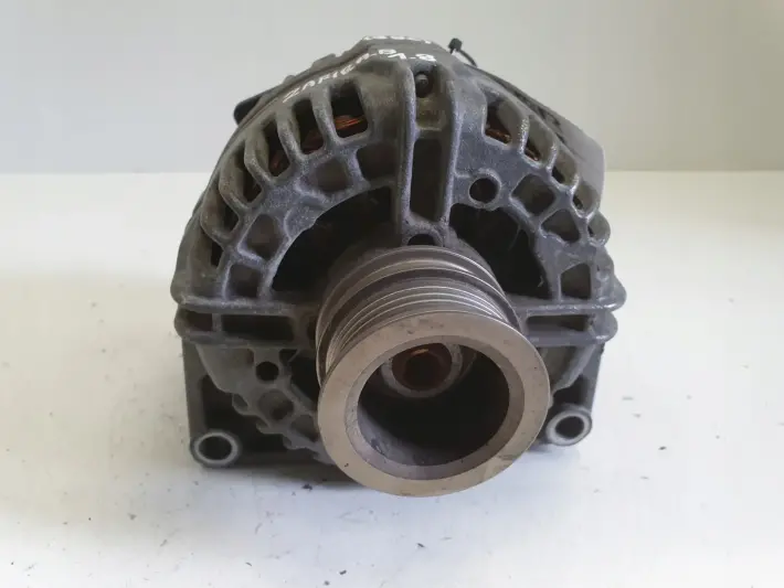 Opel Zafira B 1.8 16V ALTERNATOR bosch 0124425005 120A