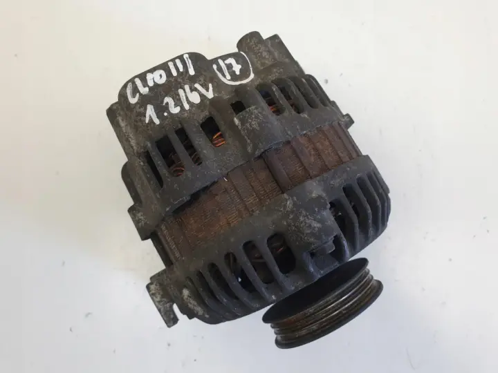 Renault Clio III 1.2 16V ALTERNATOR 8200065730 70A