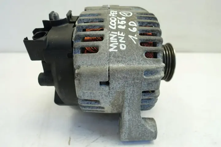 Mini Cooper R56 1.6 D ALTERNATOR 7823291 Valeo 150