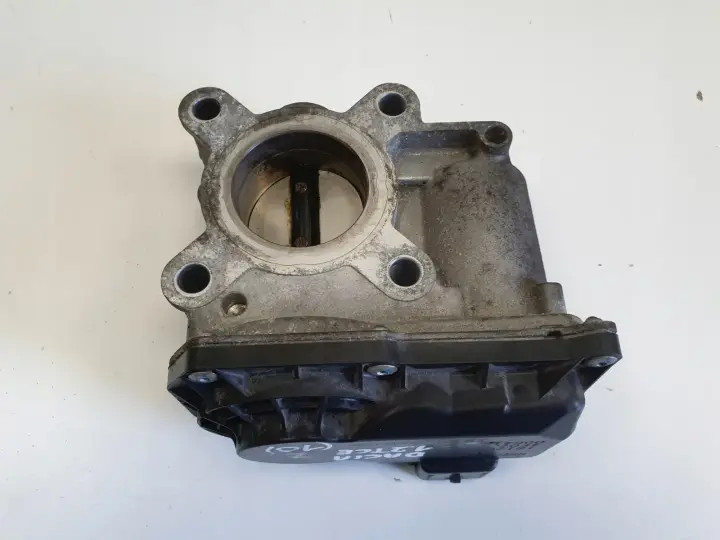Dacia Duster I 1.2 TCe PRZEPUSTNICA 161206038R