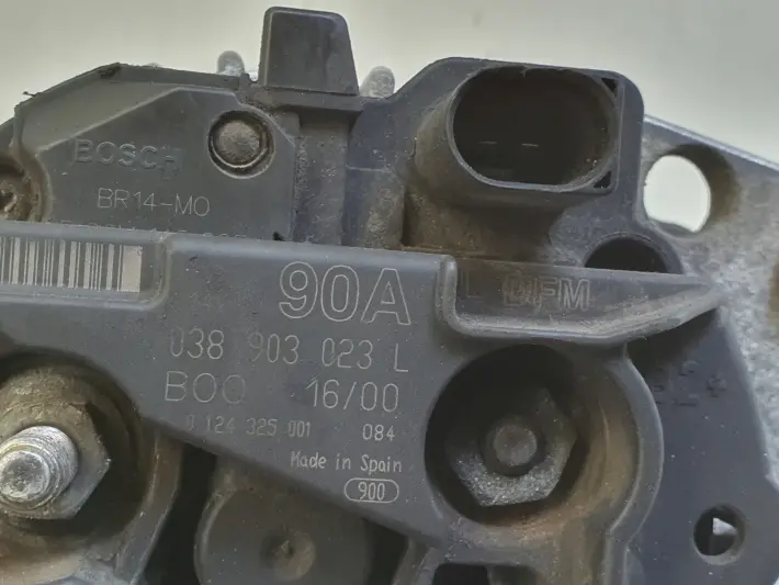 Audi A3 8L Golf IV 1.9 TDI ALTERNATOR 0123515021 038903023L 90A