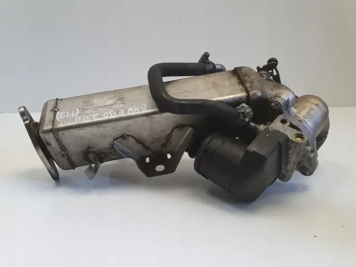 BMW E87 E90 2.0 D CHŁODNICA SPALIN zawór egr 7810751