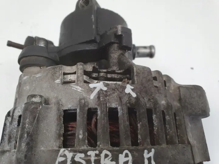 Opel Astra III H 1.7 CDTI ALTERNATOR pompa vacum