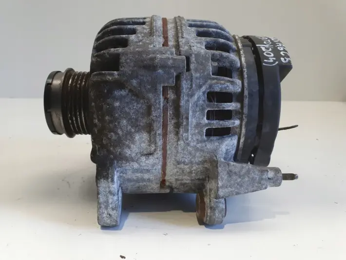 Audi A6 C5 1.9 TDI ALTERNATOR bosch 028903029Q 0124525010 140A