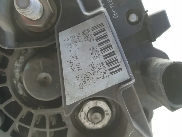 Audi A4 B7 2.0 TDI ALTERNATOR bosch 06F903023J 140A