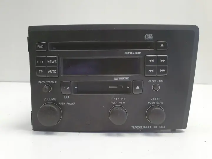 Volvo S60 I V70 II XC70 RADIO CD Radioodtwarzacz HU-603 30657637-1