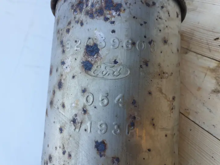 Ford F150 2.7 3.5 V6 ECOBOOST 18r ŚRODKOWY TŁUMIK