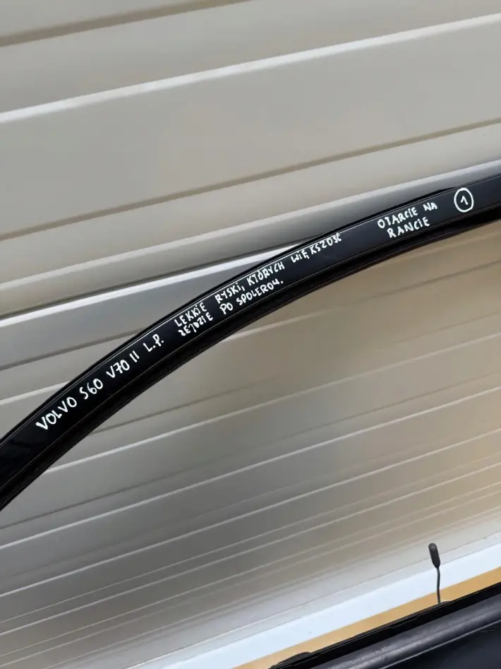 Volvo S60 V70 II 00-09r PRZEDNIE DRZWI LEWE lewy przód EUROPA