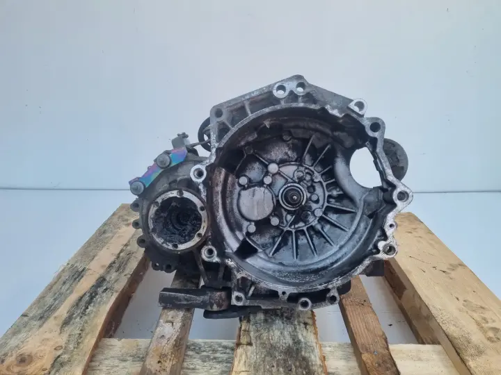 Audi A3 8L 1.6 16V SKRZYNIA BIEGÓW DUW manualna MANUAL