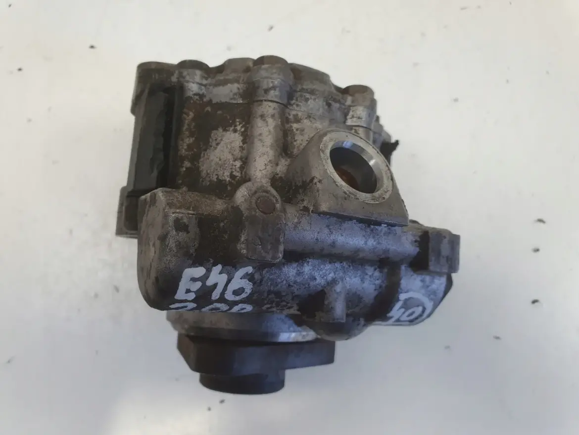 BMW E46 320D 2.0 POMPA WSPOMAGANIA 6756575