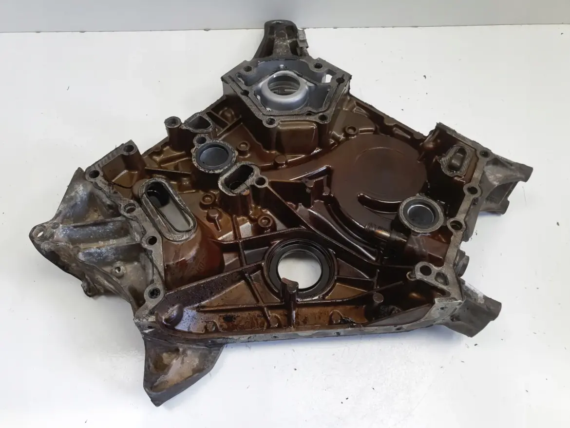 Mercedes W251 3.0 V6 OBUDOWA ROZRZĄDU pokrywa osłona R2720150802