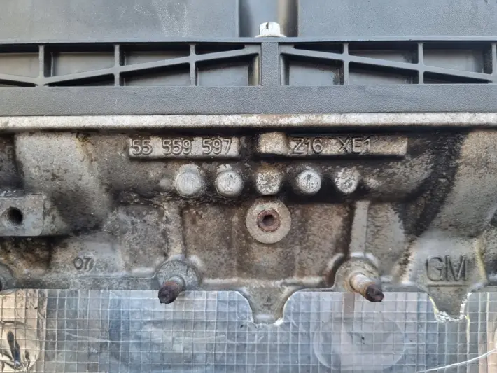 SILNIK KOMPLET Opel Vectra C 1.6 16V ładna kompresja Z16XE1