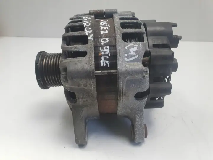 Dacia Duster II 1.0 0.9 TCe ALTERNATOR 231006677R 2714143A.