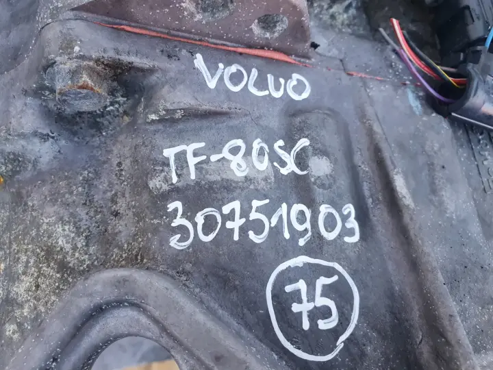 Volvo S60 II V60 2.4 D D5 SKRZYNIA BIEGÓW 30751903