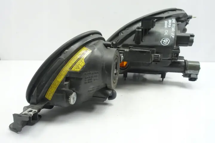 Lexus GS300 II 97-05 PRZEDNIA LAMPA prawa EUROPA