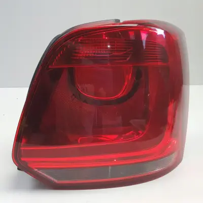 VW Polo V 09-14r TYLNA LAMPA PRAWA prawy tył pasażera