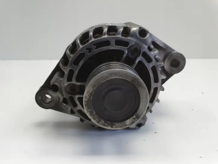 Opel Vectra C 1.9 CDTI ALTERNATOR denso 13117340 105A