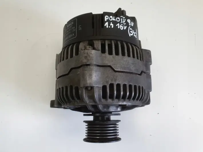Audi 80 B4 1.9 TDI ALTERNATOR bosch 028903025A 0123310007 70A