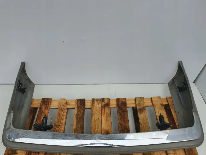 Mercedes W126 C126 SEC COUPE TYLNY ZDERZAK TYŁ USA