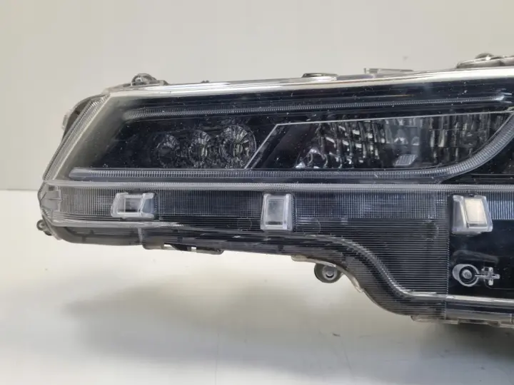 Toyota Corolla E21 PRZEDNIA LAMPA LEWA lewy przód FULL LED 81150-02S60